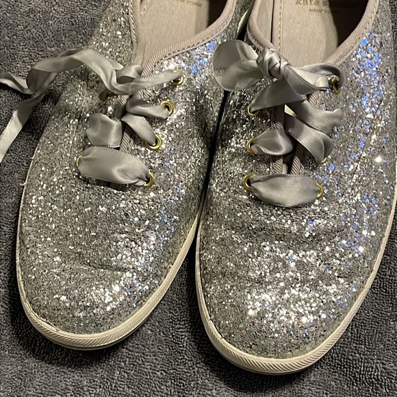 Kate Spade + Keds Women’s Champion Silver Glitter Lace-Up Sneaker Size 8.5 - Picture 3 of 11